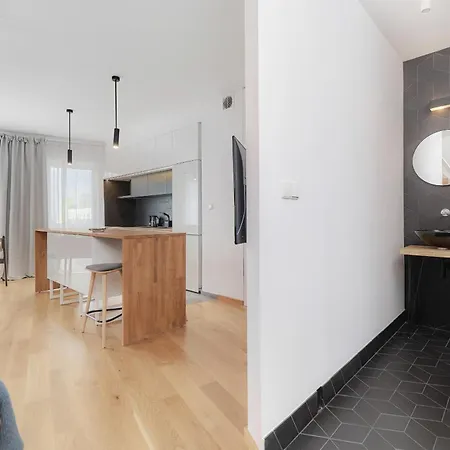 Two Level 2waters By Renters * Breslavia