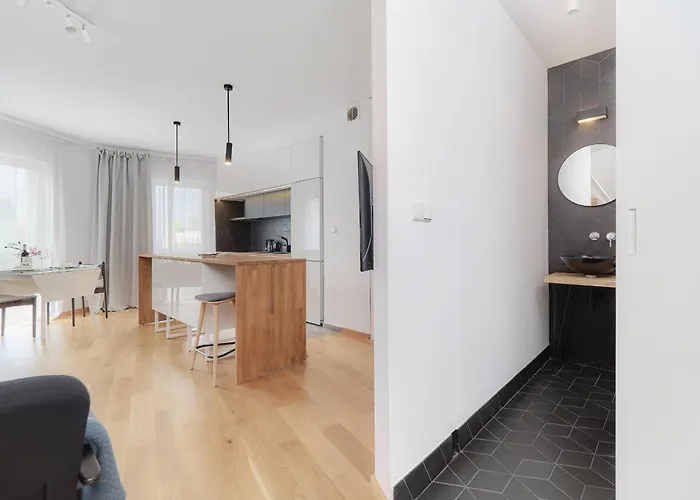 Two Level 2waters By Renters * Vratislav